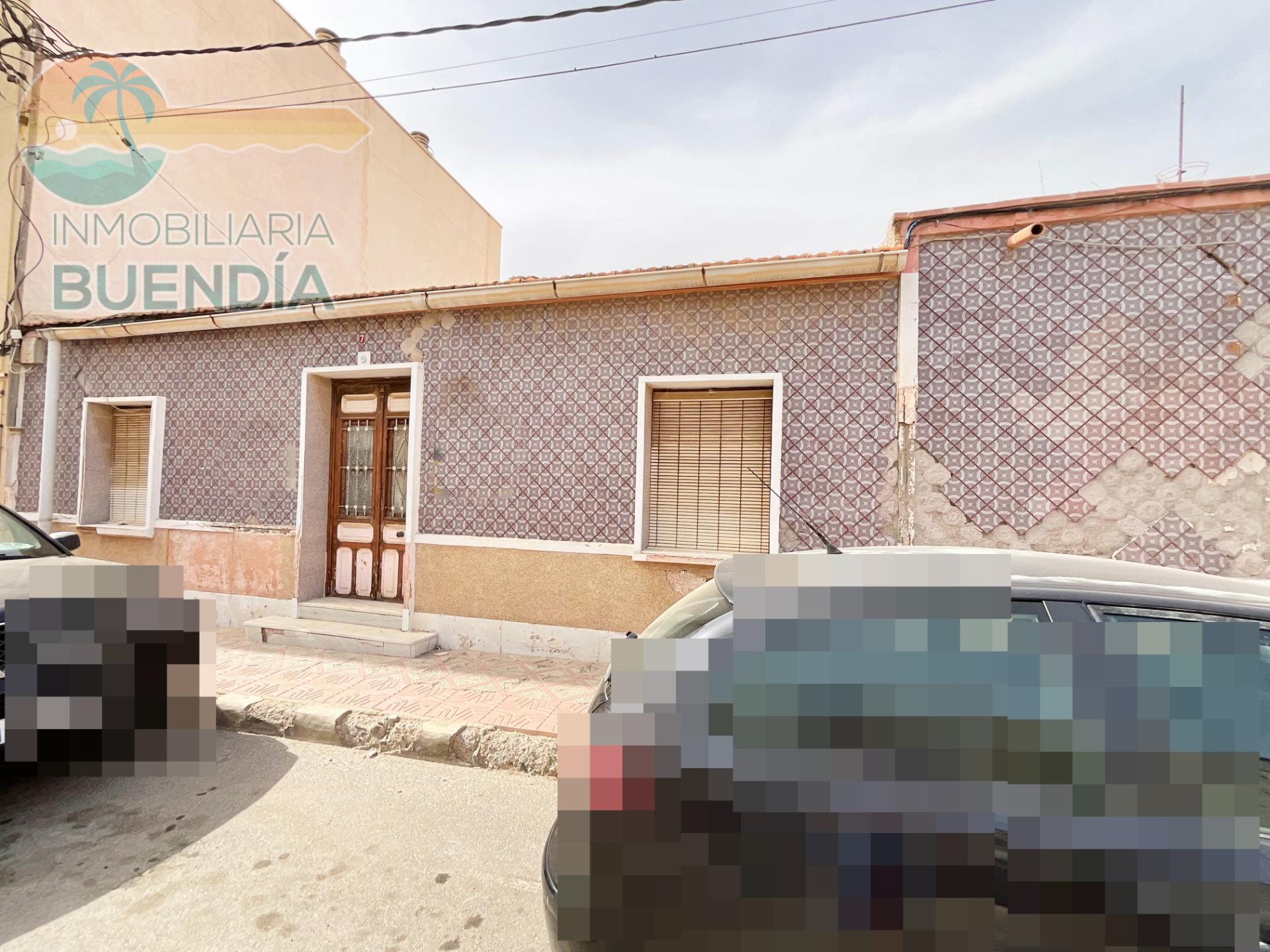 CASA EN EL CENTRO DE MAZARRON A REFORMAR O PARA EDIFICAR