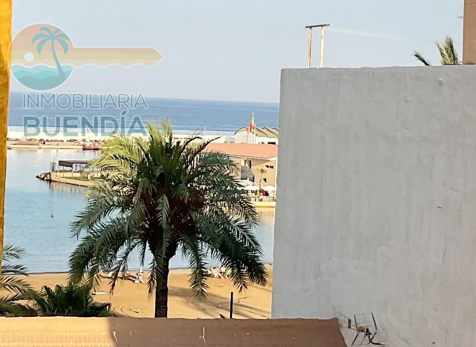 APARTMENT IN PUERTO DE MAZARRÓN, 50M FROM THE SEA