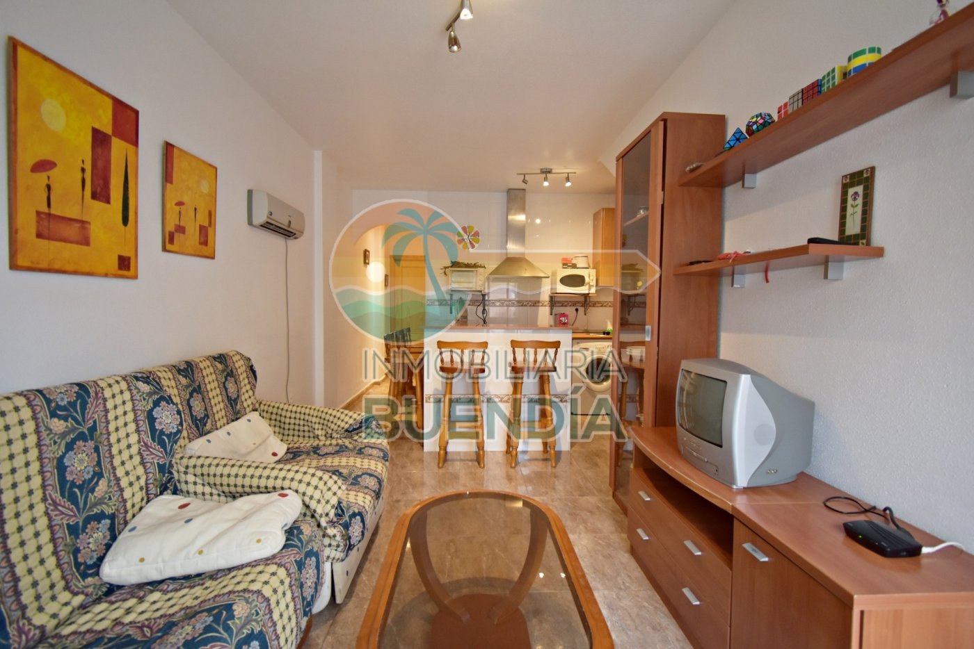 APARTAMENTO EN PLANTA BAJA CERCA DE LA PLAYA.