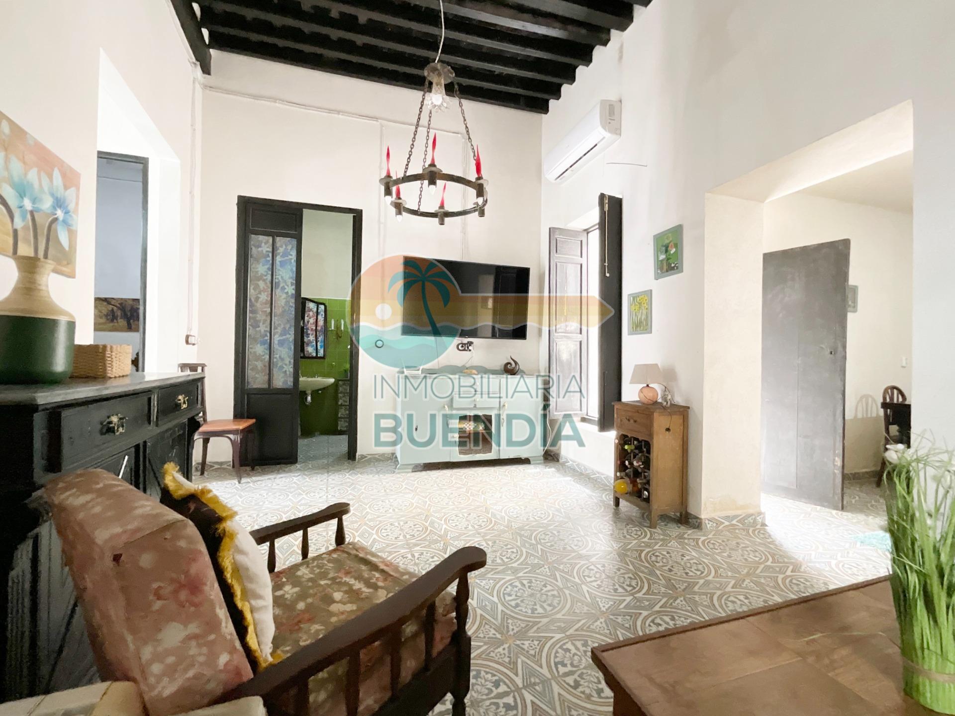 RUSTIC STYLE HOUSE IN EL PUERTO DE MAZARRON, JUST A FEW METERS FROM THE BEACH.