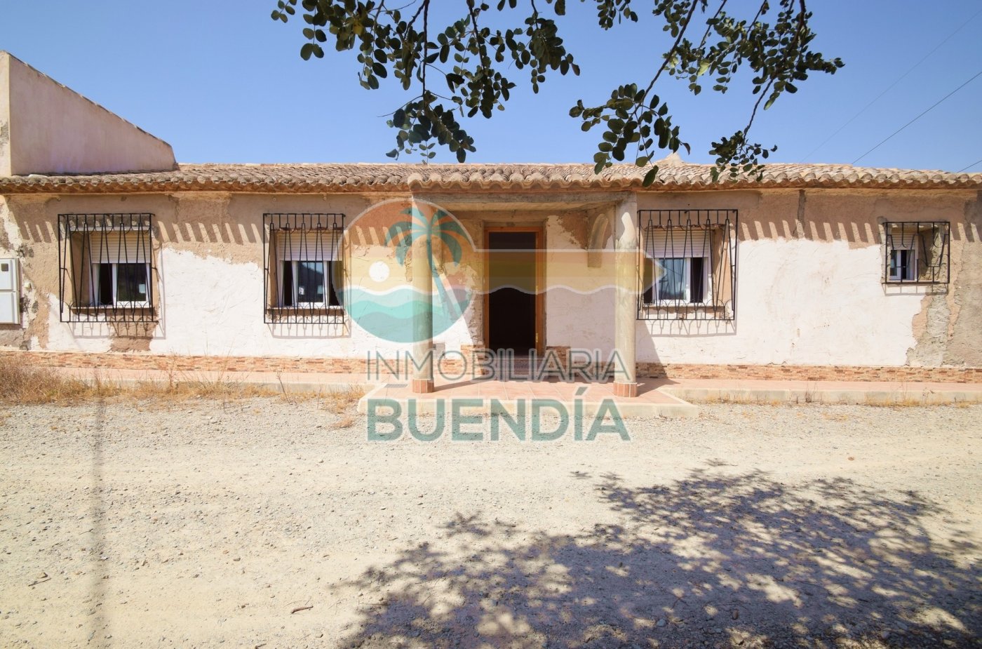 2 COUNTRY HOUSES WITH LARGE LAND IN THE CARTAGENA COUNTRYSIDE