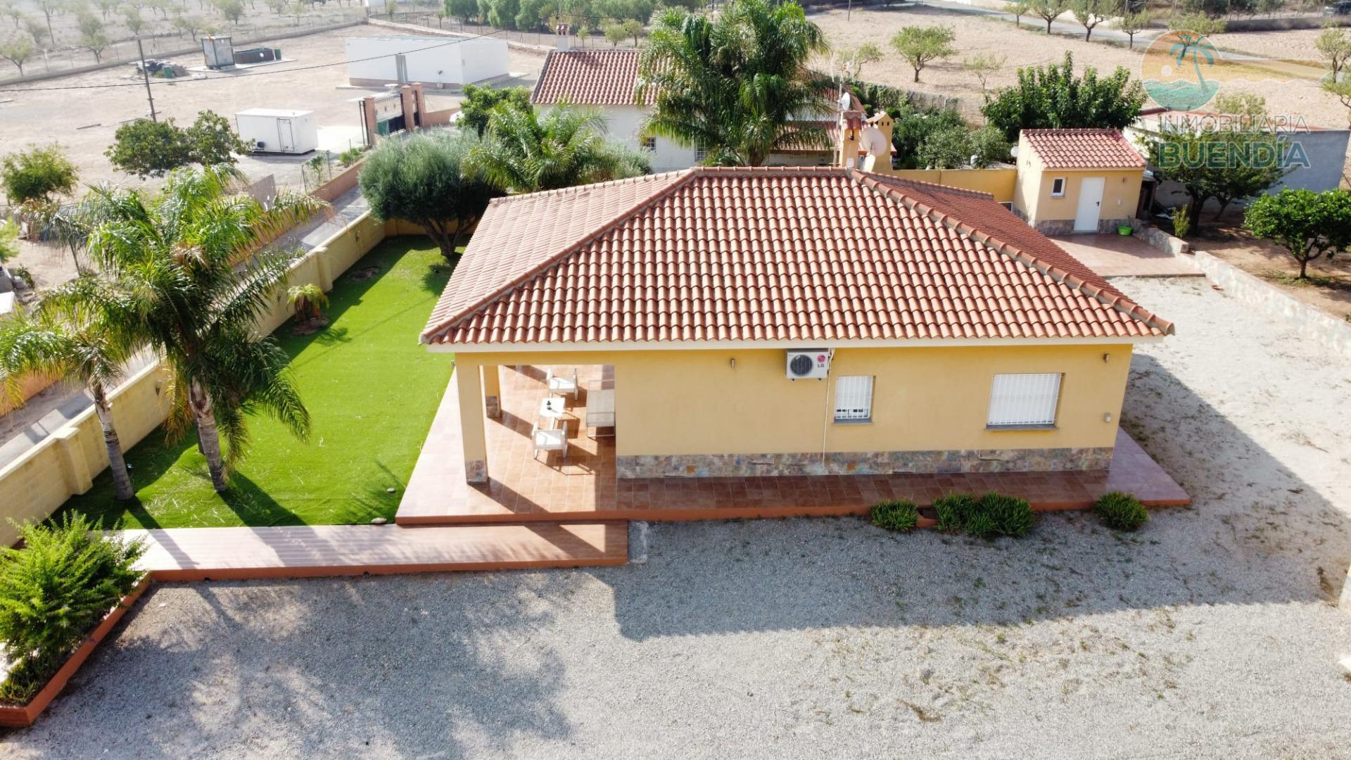 FANTASTISCHE FINCA IN CUSTA BLANCA OM TE WONEN!! REF. 979