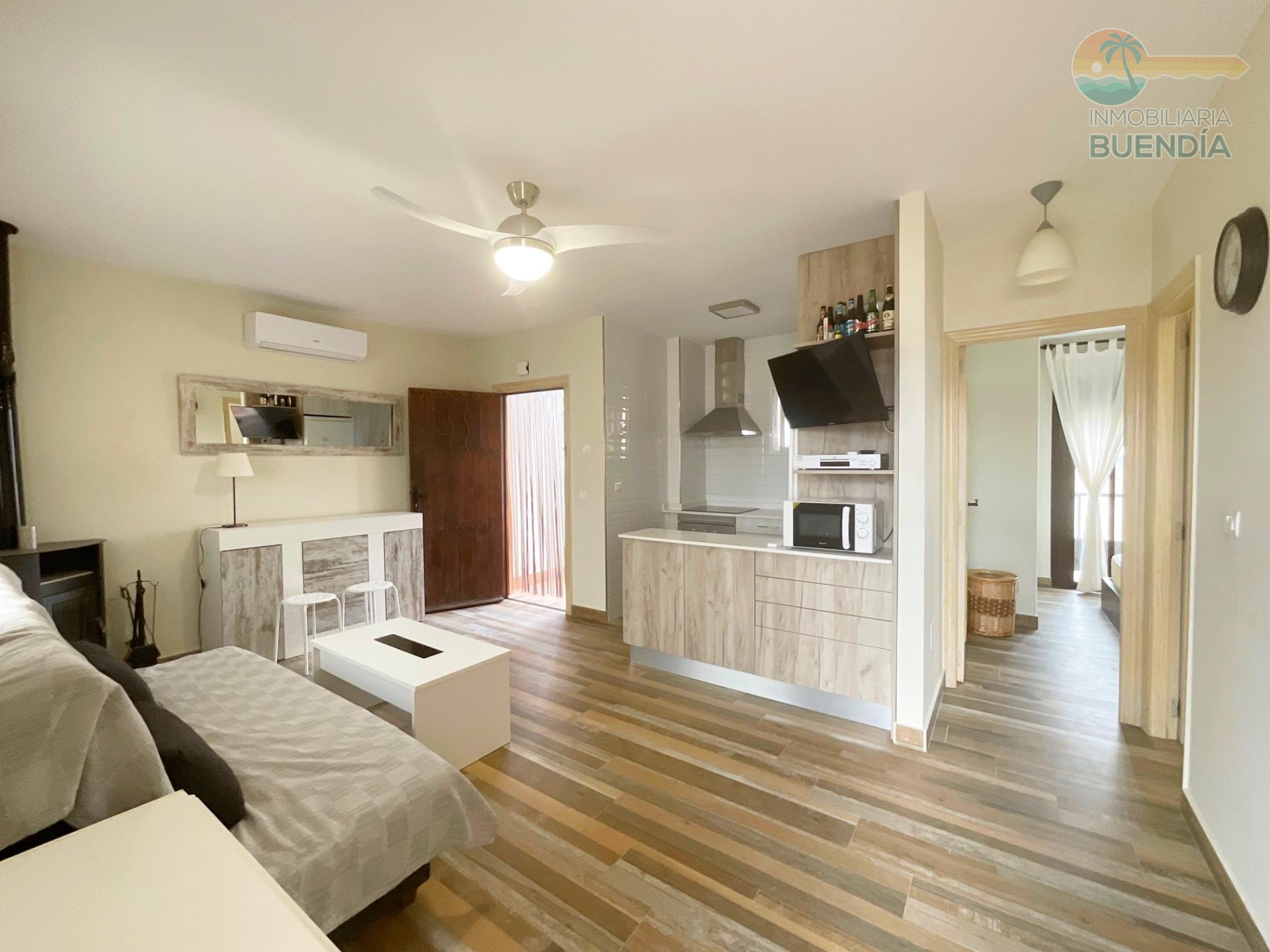 BONITO APARTAMENTO EN RESIDENCIAL CON PISCINA EN BAHIA EN PUERTO DE MAZARRON