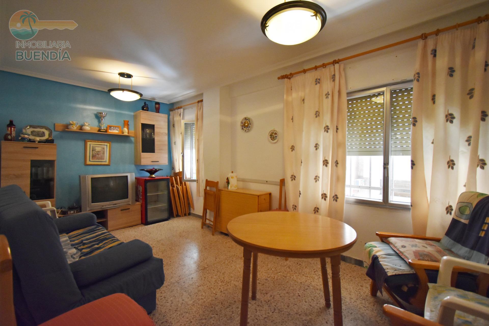 RUIM APPARTEMENT DICHTBIJ DE KUST IN PUERTO DE MAZARRON