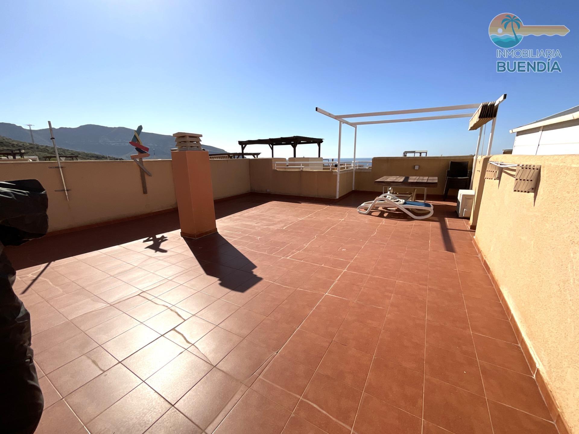 PRACHTIG PENTHOUSE MET SOLARIUM EN GEMEENSCHAPPELIJK ZWEMBAD IN PINAR DE SAN GINES