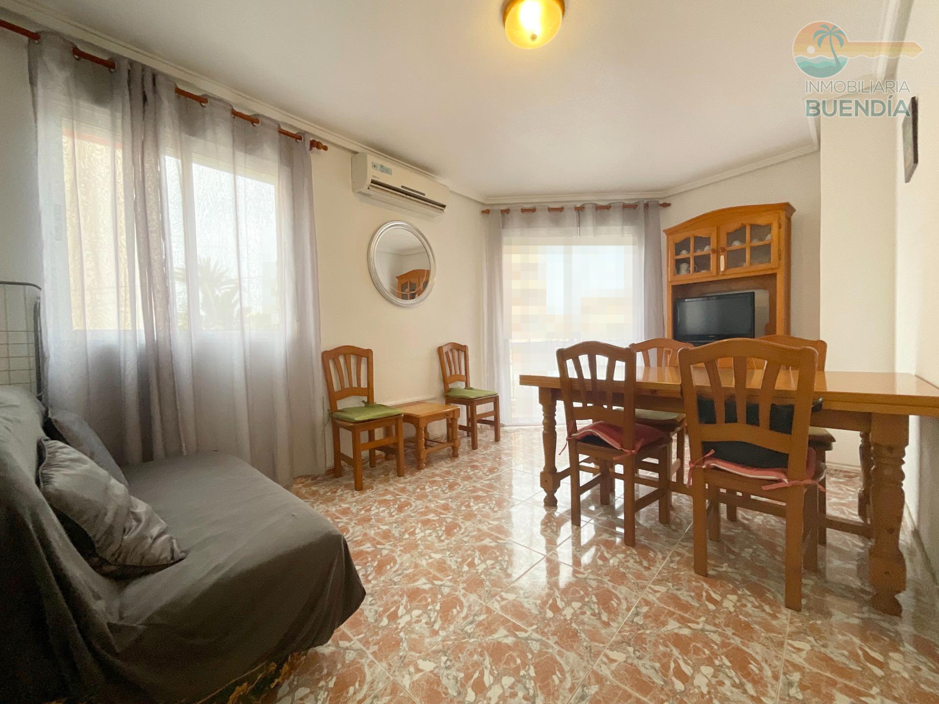 BONITO APARTAMENTO CENTRICO, CERCA DE LA PLAYA